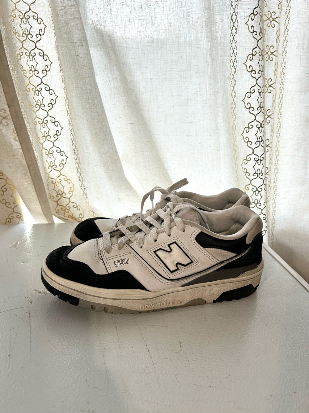 New Balance 550 Black and White Low-Top Sneakers